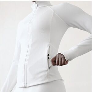 Athleta Salutation White Ribbed Jacket L
